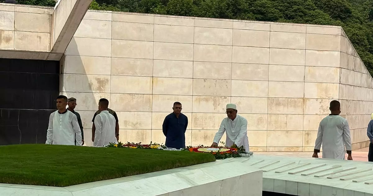 Newly elected president pays tribute at the mausoleums of Ziaur Rahman and Khaleda Zia
