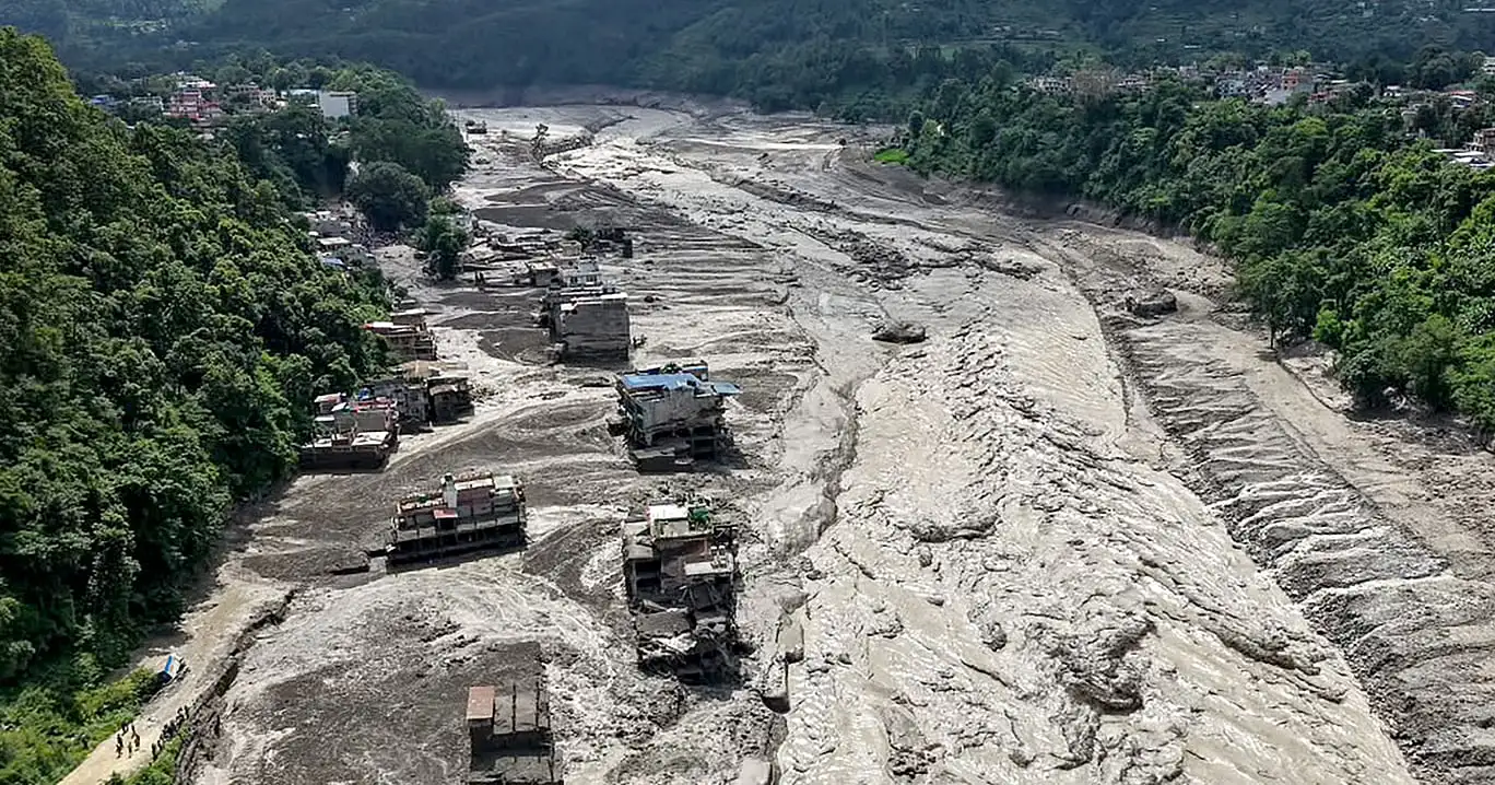 নেপালে আকস্মিক বন্যায় ১০৫ ভারতীয়সহ ৩৮৪ পর্যটক নিখোঁজ